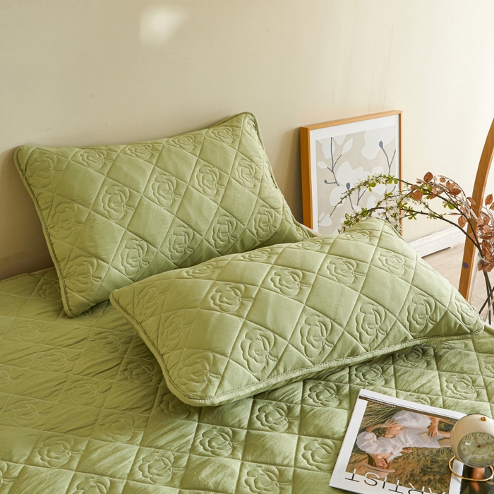 91家纺网 家纺一手货源 找家纺 新款水洗棉麻夹棉枕头套大豆纤维双人枕套 牛油果绿