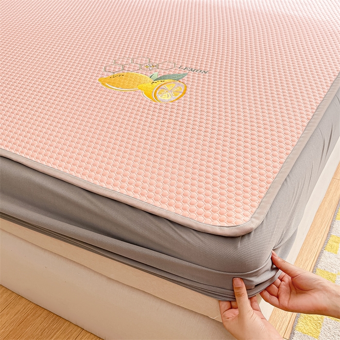 91家纺网 家纺一手货源 找家纺 鑫钰 2023新款凉感豆豆冰丝凉席 冰柠檬-冰豆豆粉（床笠款）