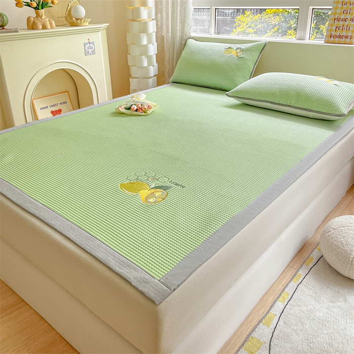 91家纺网 家纺一手货源 找家纺 鑫钰 2023新款凉感豆豆冰丝凉席 冰柠檬-华夫格绿（床席款）
