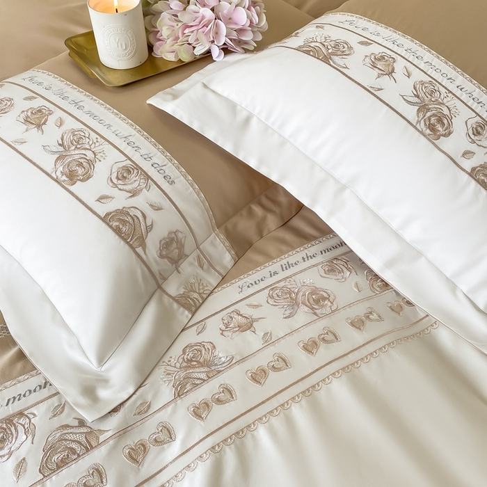 91家纺网 家纺一手货源 找家纺 魅都100阿克苏长绒棉刺绣四件套--雅颜系列 雅颜-香槟金