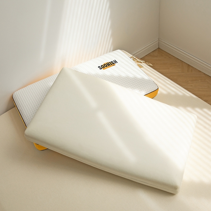 91家纺网 家纺一手货源 找家纺 觉物 SOON生物基记忆枕 SN生物基豆本枕中高枕