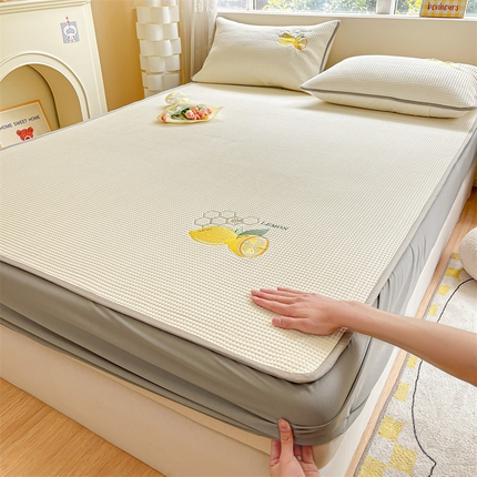 91家纺网 家纺一手货源 找家纺 （总）鑫钰 2023新款凉感豆豆冰丝凉席