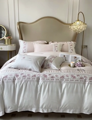 91家纺网 家纺一手货源 找家纺 魅都100阿克苏长绒棉刺绣四件套--雅颜系列 雅颜-樱花粉