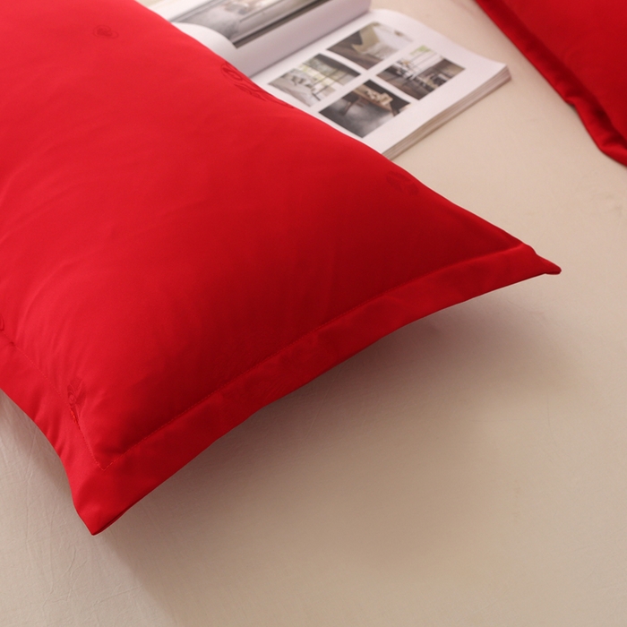 91家纺网 家纺一手货源 找家纺 锦绣万家 2023新款仿丝棉提花盛世爱恋枕套 大红枕