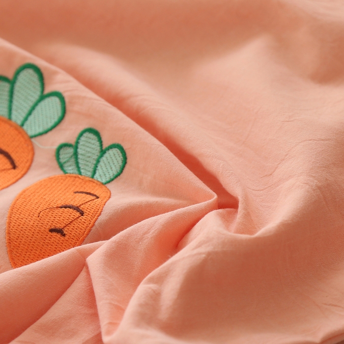 91家纺网 家纺一手货源 找家纺 锦绣万家  2023新款色织水洗棉绣花枕套 胡萝卜