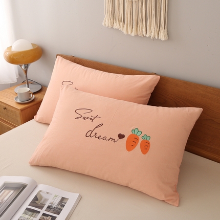 91家纺网 家纺一手货源 找家纺 锦绣万家  2023新款色织水洗棉绣花枕套 胡萝卜