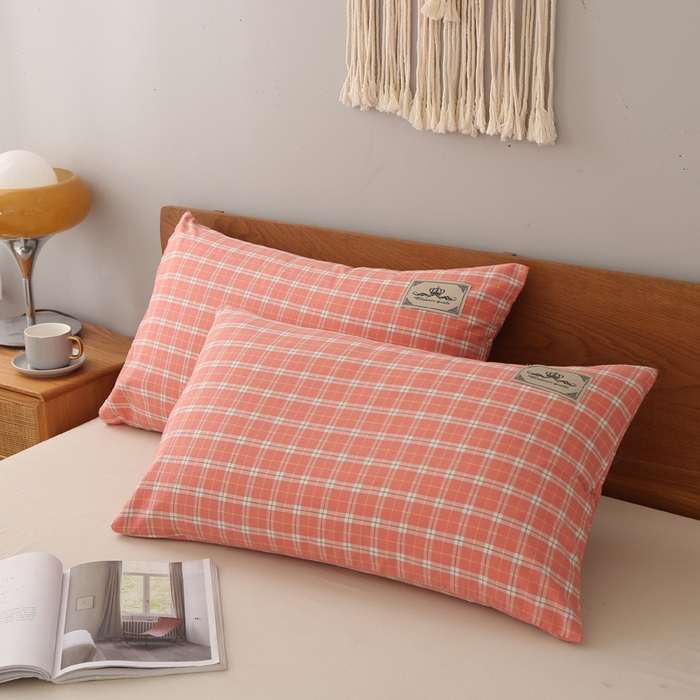 91家纺网 家纺一手货源 找家纺 锦绣万家2023新款色织水洗棉格子双人枕套 清风粉