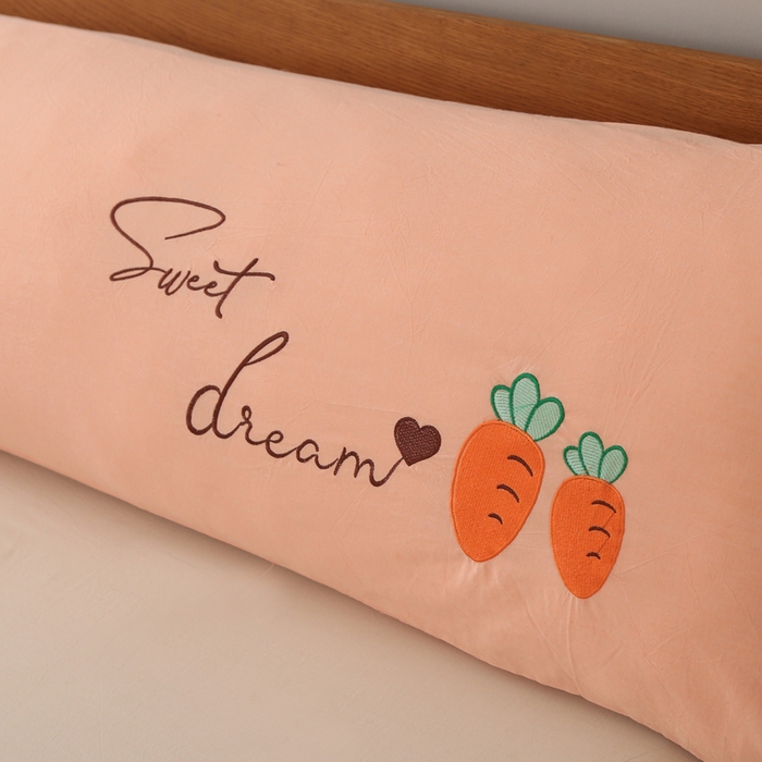 91家纺网 家纺一手货源 找家纺 锦绣万家2023新款色织水洗棉绣花双人枕套 水洗棉绣花胡萝卜