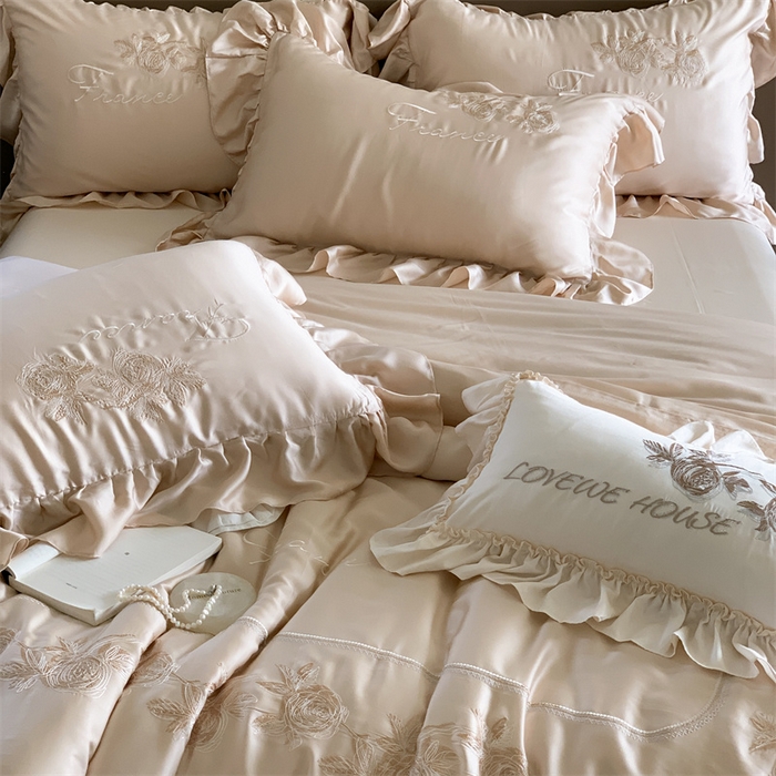 91家纺网 家纺一手货源 找家纺 若未 2023新款法式兰精天丝法式绣花四件套 芙洛娜-香槟