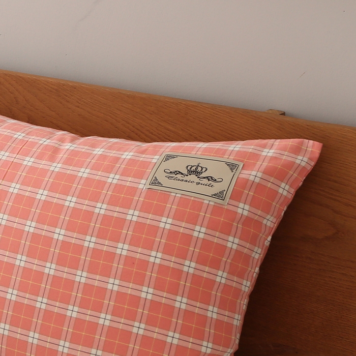 91家纺网 家纺一手货源 找家纺 锦绣万家2023新款色织水洗棉格子双人枕套 清风粉