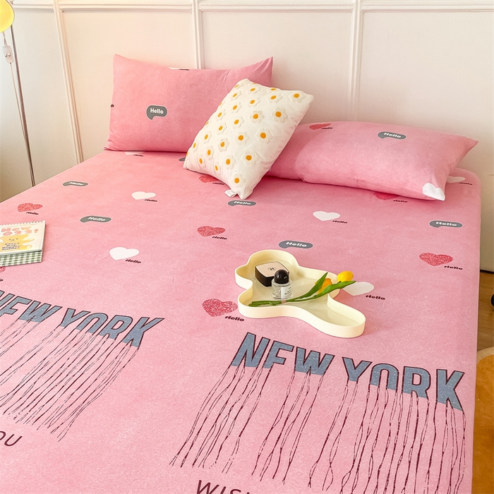 91家纺网 家纺一手货源 找家纺 莎臣豹 2025新款植物羊绒单品枕套 love粉