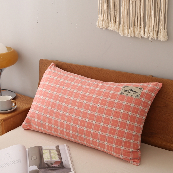 91家纺网 家纺一手货源 找家纺 锦绣万家2023新款色织水洗棉格子双人枕套 清风粉