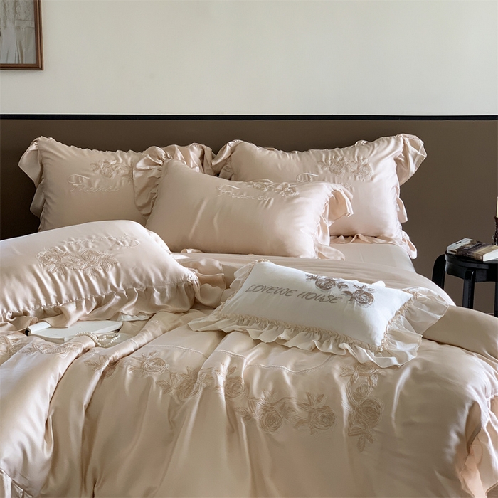 91家纺网 家纺一手货源 找家纺 若未 2023新款法式兰精天丝法式绣花四件套 芙洛娜-香槟