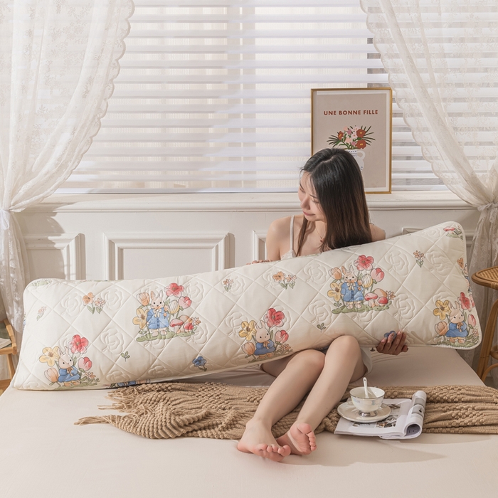 91家纺网 家纺一手货源 找家纺 梦舒羽 2025新款水洗棉麻单人夹棉枕头套大豆纤维双人枕套 花中兔