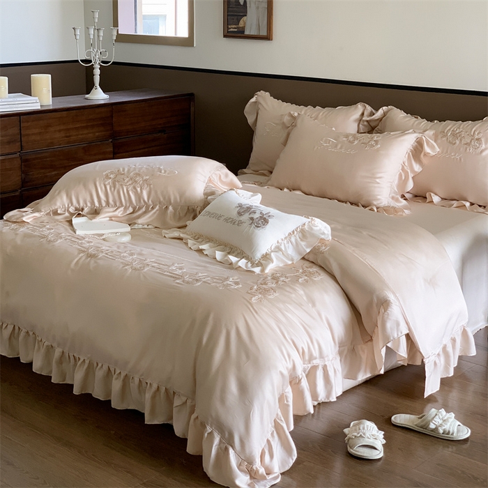 91家纺网 家纺一手货源 找家纺 若未 2023新款法式兰精天丝法式绣花四件套 芙洛娜-香槟