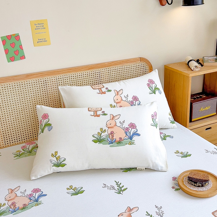 91家纺网 家纺一手货源 找家纺 芃成家纺 2023新款全棉老粗布床单 兔先生