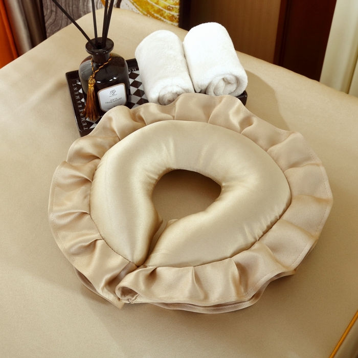 91家纺网 家纺一手货源 找家纺 莉人坊 2023新款贵妃缎按摩床床罩系列 逃之夭夭米黄