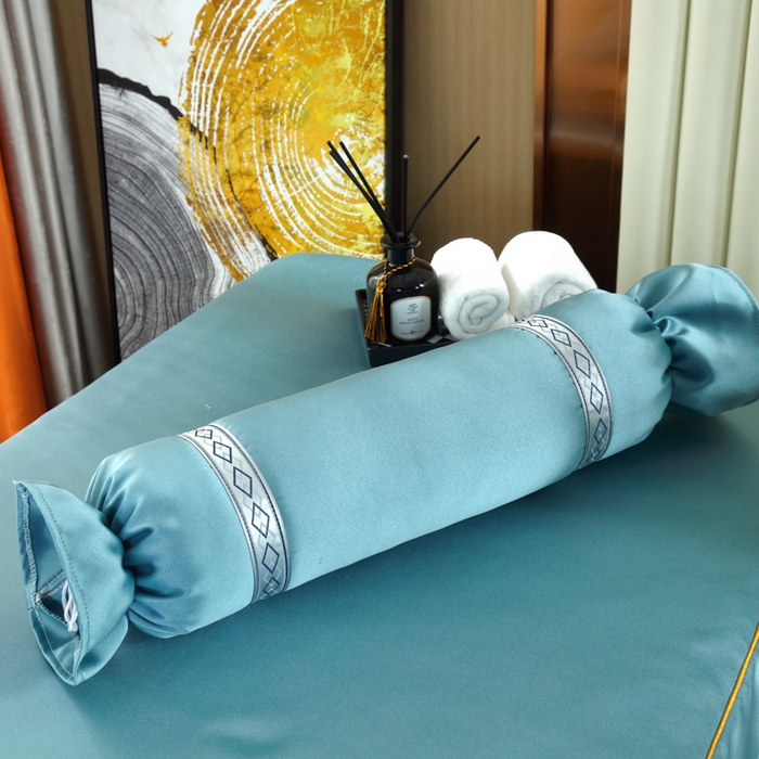 91家纺网 家纺一手货源 找家纺 莉人坊 2023新款贵妃缎按摩床床罩系列 逃之夭夭浅蓝