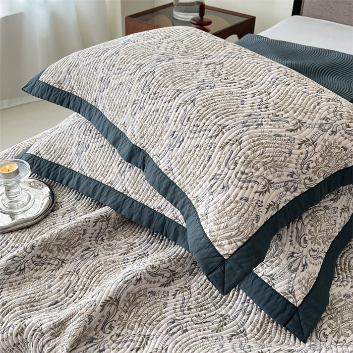 91家纺网 家纺一手货源 找家纺 汇庭 2023新款雅丝床盖三件套 瓦卡卡