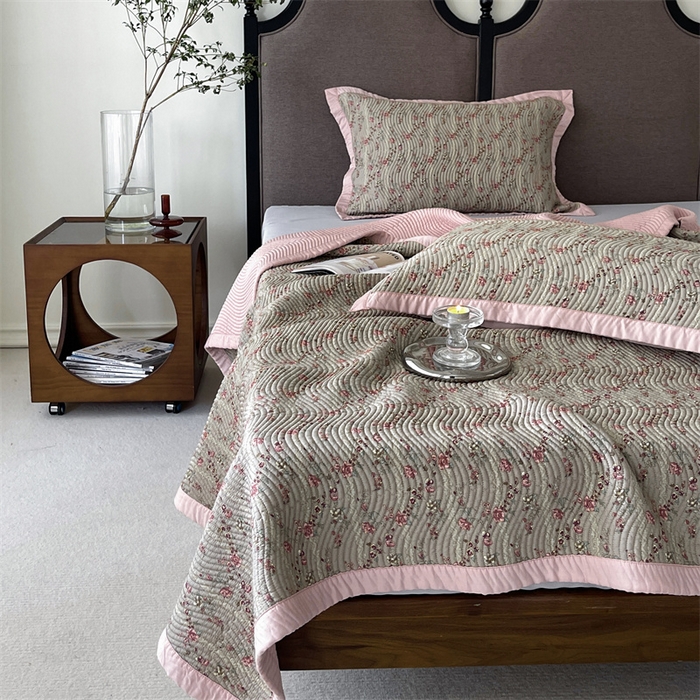 91家纺网 家纺一手货源 找家纺 汇庭 2023新款雅丝床盖三件套 欧娜