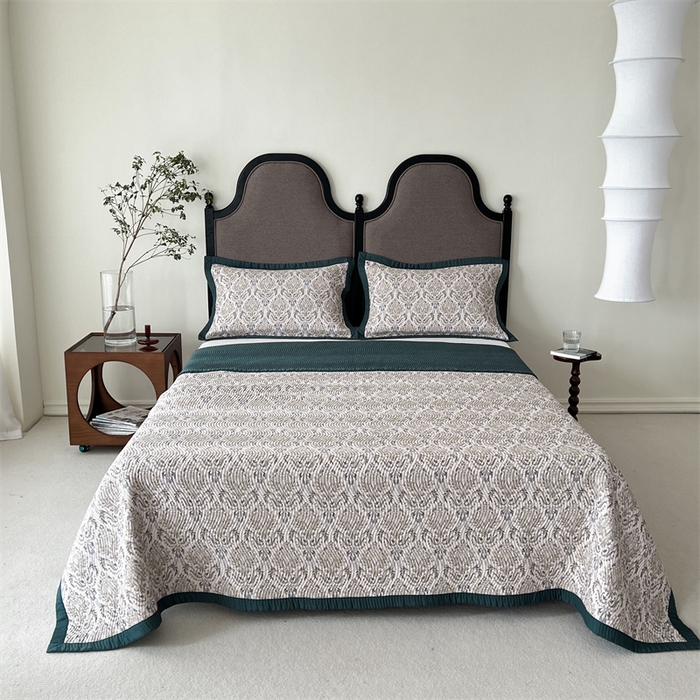 91家纺网 家纺一手货源 找家纺 汇庭 2023新款雅丝床盖三件套 瓦卡卡