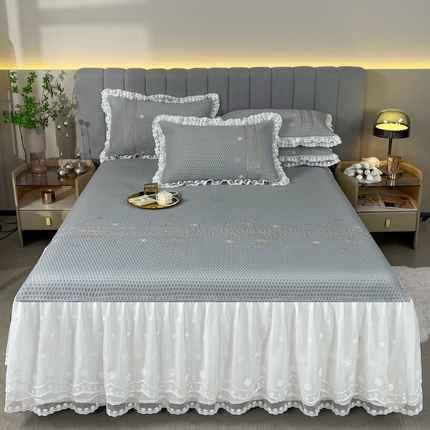 91家纺网 家纺一手货源 找家纺 宜凡家纺2024新款A类蜂巢冰柠凉席床裙款三件套 简爱 烟灰