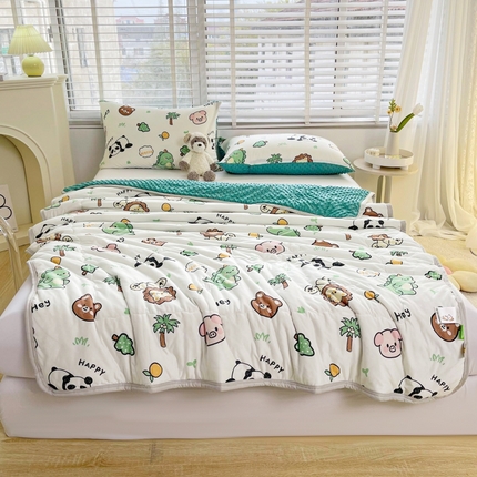 91家纺网 家纺一手货源 找家纺 八方汇 2023新款针织安抚卡通豆豆夏凉被风格一 动物园