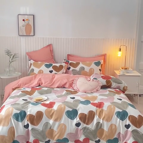 91家纺网 家纺一手货源 找家纺 沐白家居 2023全棉13376全棉印花四件套 怦然心动