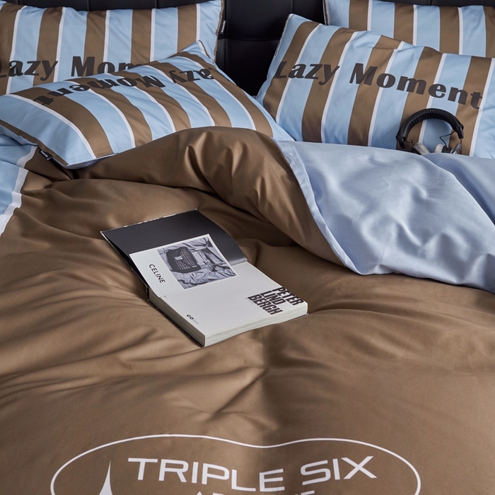 91家纺网 家纺一手货源 找家纺 圆岛 2023新款原创美式复古长绒棉全棉数码印花四件套 风格一 Nasa-棕兰