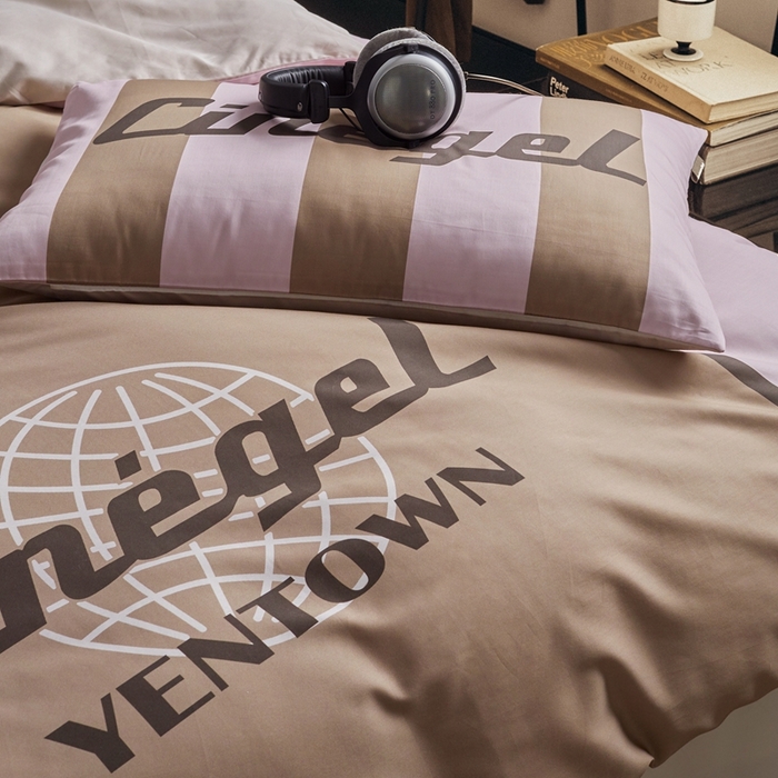 91家纺网 家纺一手货源 找家纺 圆岛 2023新款原创美式复古长绒棉全棉数码印花四件套 风格一 Nasa-棕粉