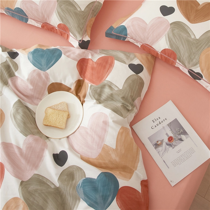 91家纺网 家纺一手货源 找家纺 沐白家居 2023全棉13376全棉印花四件套 怦然心动