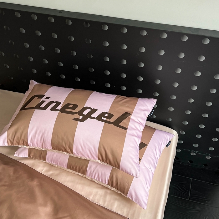 91家纺网 家纺一手货源 找家纺 圆岛 2023新款原创美式复古长绒棉全棉数码印花四件套 风格二 Nasa-棕粉