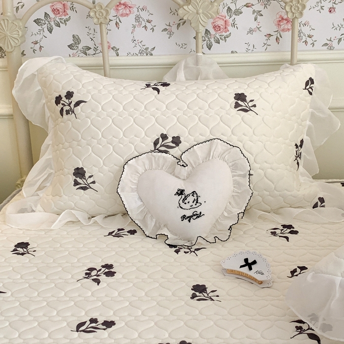 91家纺网 家纺一手货源 找家纺 昔可 2023新款单层雪纺花边乳胶凉席三件套 南法优雅