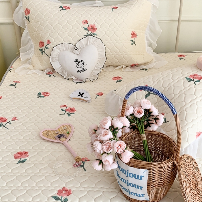 91家纺网 家纺一手货源 找家纺 （总）昔可 2023新款单层雪纺花边乳胶凉席三件套