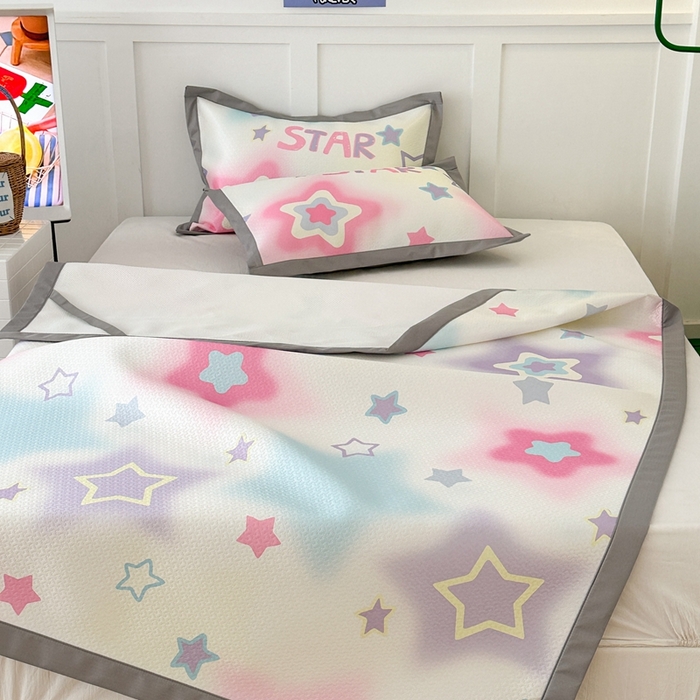 91家纺网 家纺一手货源 找家纺 昔可 2023新款凉感海洋丝针织软席三件套 彩色五角星