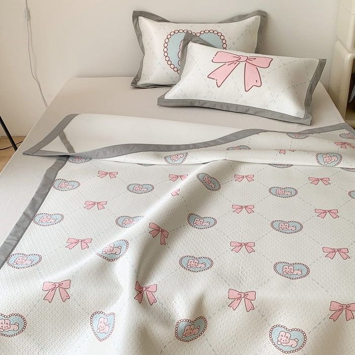 91家纺网 家纺一手货源 找家纺 昔可 2023新款凉感海洋丝针织软席三件套 爱心蝴蝶结兔