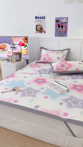 91家纺网 家纺一手货源 找家纺 昔可 2023新款凉感海洋丝针织软席三件套 彩色五角星