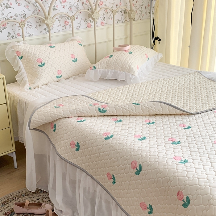 91家纺网 家纺一手货源 找家纺 昔可 2023新款单层雪纺花边乳胶凉席三件套 粉嫩小郁金