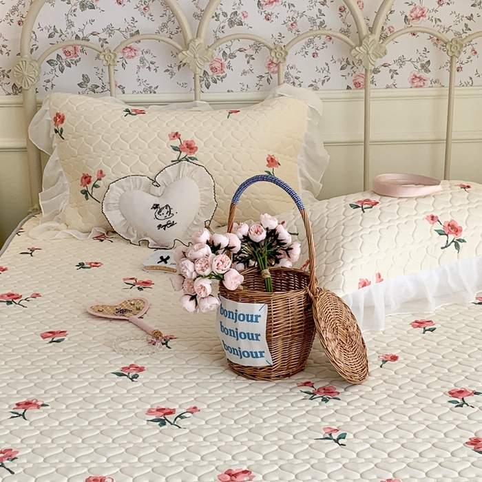 91家纺网 家纺一手货源 找家纺 昔可 2023新款单层雪纺花边乳胶凉席三件套 薄樱粉枝