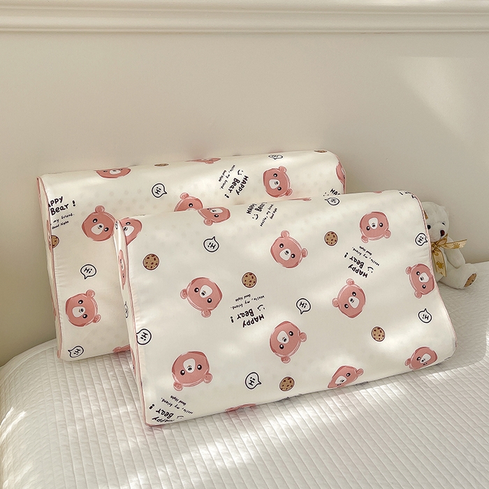 91家纺网 家纺一手货源 找家纺 良佐生活  2023新款A类60支全棉贡缎乳胶枕枕套  开心熊 粉