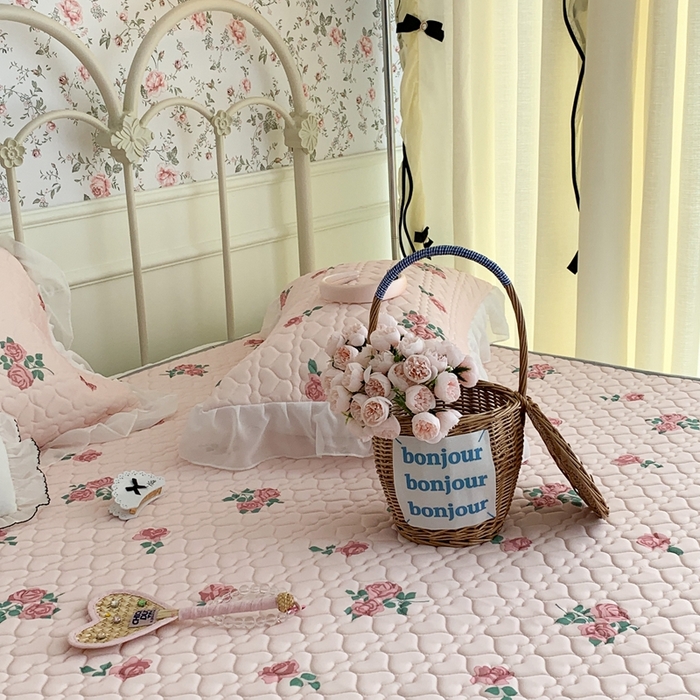 91家纺网 家纺一手货源 找家纺 昔可 2023新款单层雪纺花边乳胶凉席三件套 荔枝玫瑰