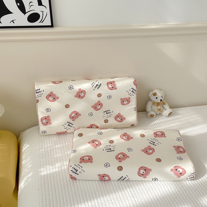 91家纺网 家纺一手货源 找家纺 良佐生活  2023新款A类60支全棉贡缎乳胶枕枕套  开心熊 粉