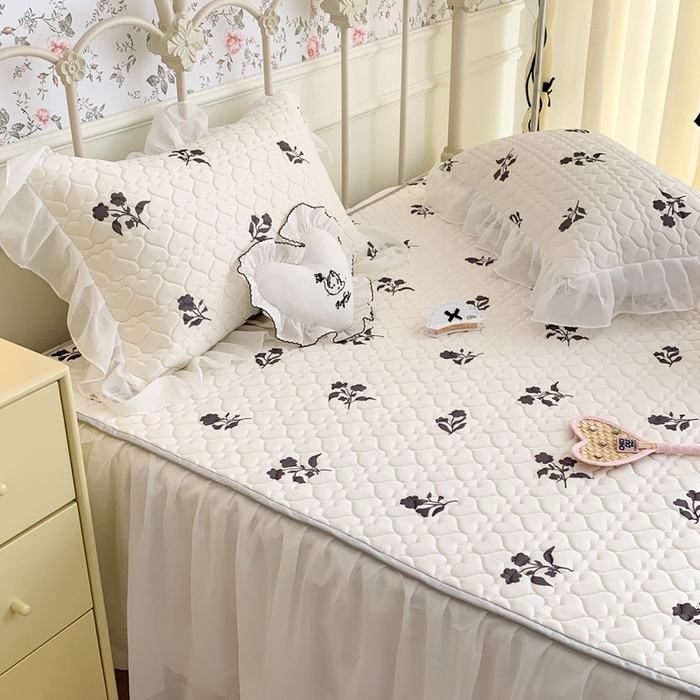 91家纺网 家纺一手货源 找家纺 昔可 2023新款单层雪纺花边乳胶凉席三件套 南法优雅