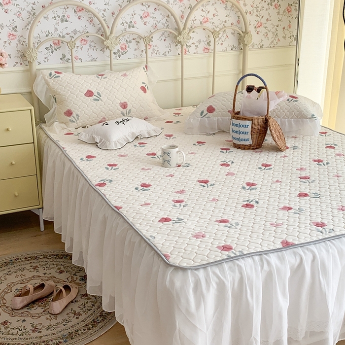 91家纺网 家纺一手货源 找家纺 昔可 2023新款单层雪纺花边乳胶凉席三件套 红色郁金香