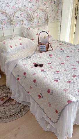 91家纺网 家纺一手货源 找家纺 昔可 2023新款单层雪纺花边乳胶凉席三件套 红色郁金香