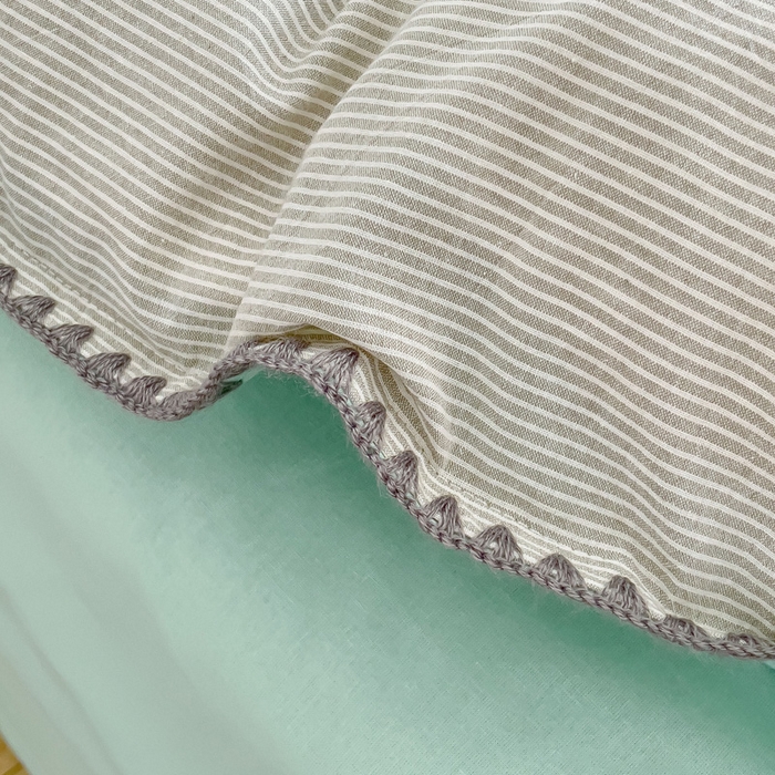 91家纺网 家纺一手货源 找家纺 金丝鸟 2023新款贝壳边A类色织全棉水洗棉简约条纹四件套 贝壳边款 简约条纹 绿