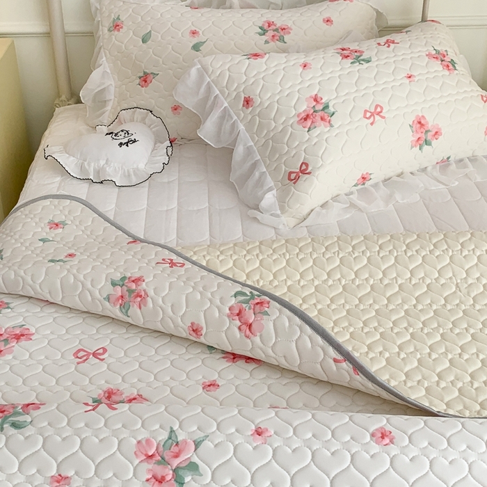 91家纺网 家纺一手货源 找家纺 昔可 2023新款单层雪纺花边乳胶凉席三件套 蝴蝶结粉花