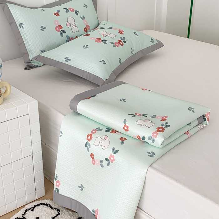 91家纺网 家纺一手货源 找家纺 （总）昔可 2023新款凉感海洋丝针织软席三件套