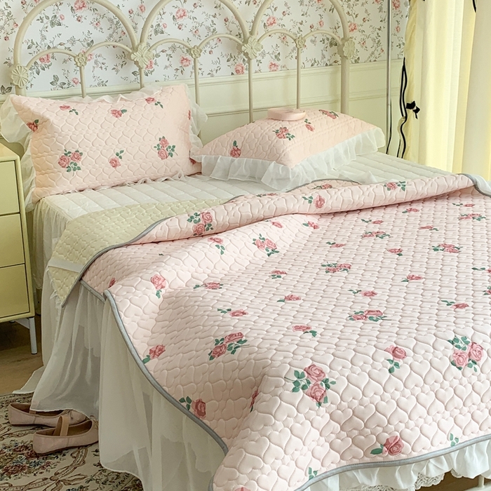 91家纺网 家纺一手货源 找家纺 昔可 2023新款单层雪纺花边乳胶凉席三件套 荔枝玫瑰