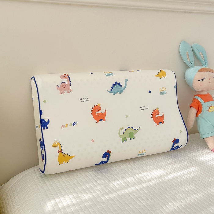 91家纺网 家纺一手货源 找家纺 良佐生活  2023新款A类60支全棉贡缎乳胶枕枕套  恐龙乐园